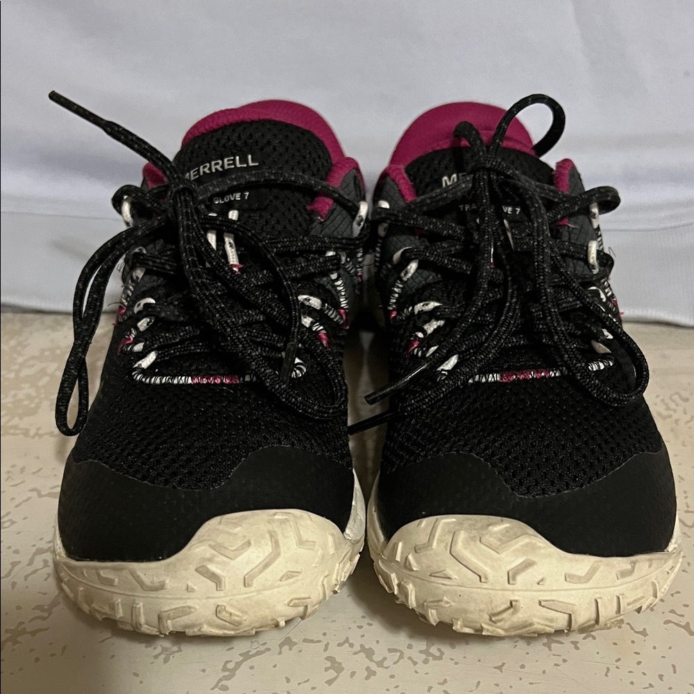 Merrell Black and Pink Athletic Barefoot Shoes - Picture 3 of 6
